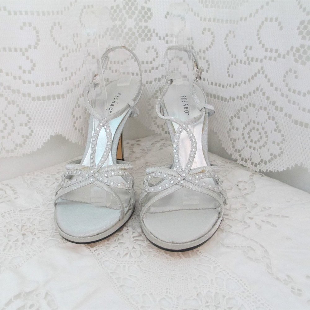 PesA'ro Silver Sequined Heels
